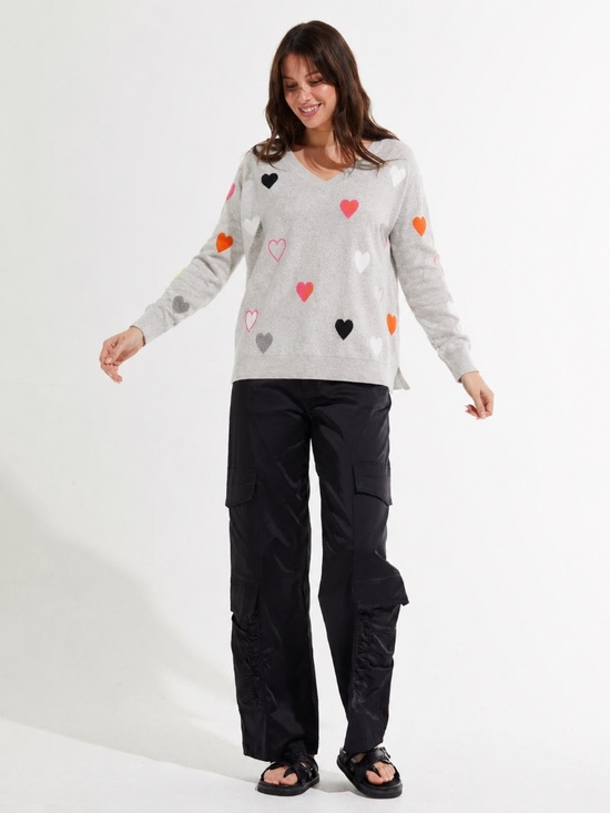 Zaket & Plover Sweaters - Zaket & Plover NWT Heart Print Cashmere Cotton Sweater V Neck Size M